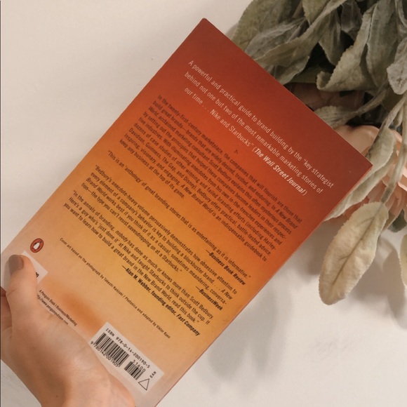 A New Brand World by Scott BedBury - Picture 2 of 3